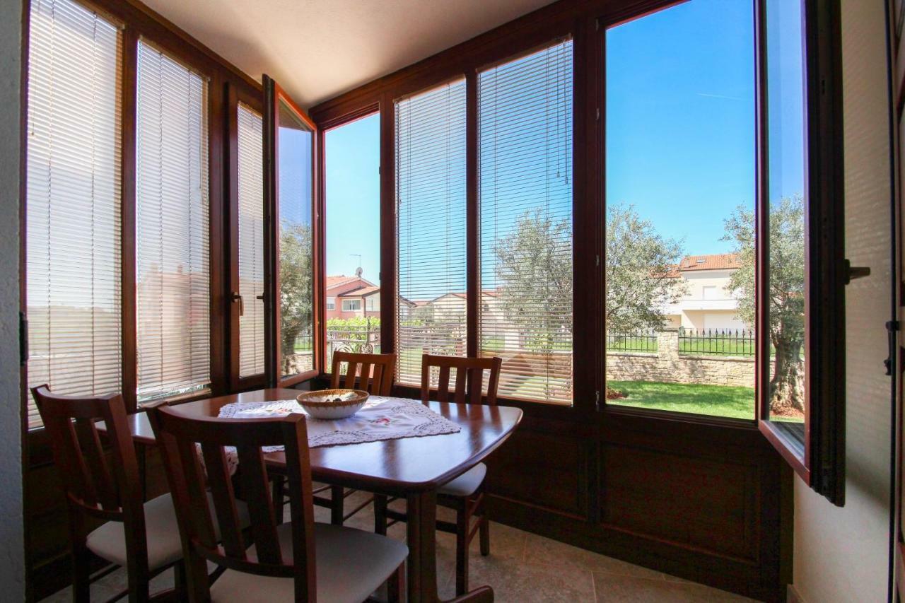 Casa Rafael 1 Apartment Novigrad  ภายนอก รูปภาพ