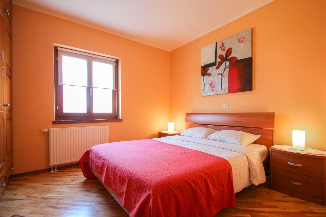 Casa Rafael 1 Apartment Novigrad  ภายนอก รูปภาพ